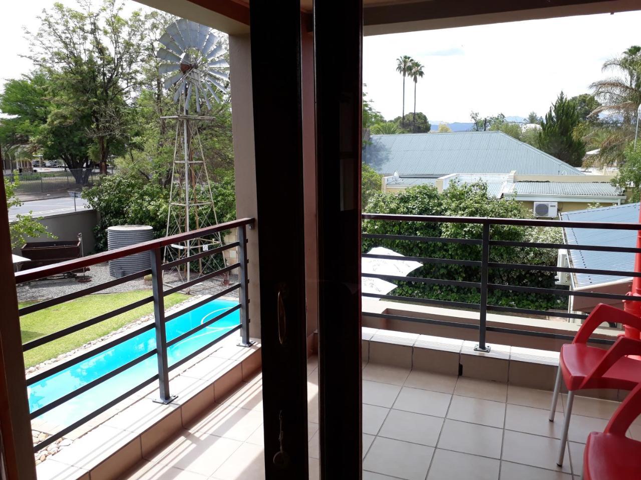 Karoo Sun Boutique Guest House Oudtshoorn Exterior photo